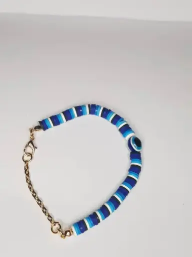 blue clay bead bracelet 💙🩵🤍🖤